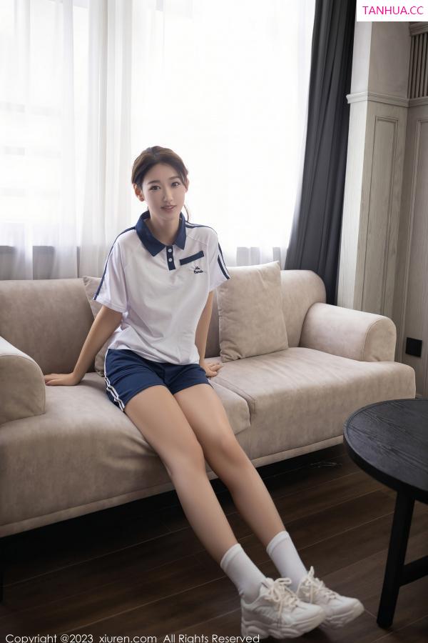 唐安琪  [XiuRen]高清写真图 2023.07.17 No.7091 唐安琪 学妹装扮第2张图片